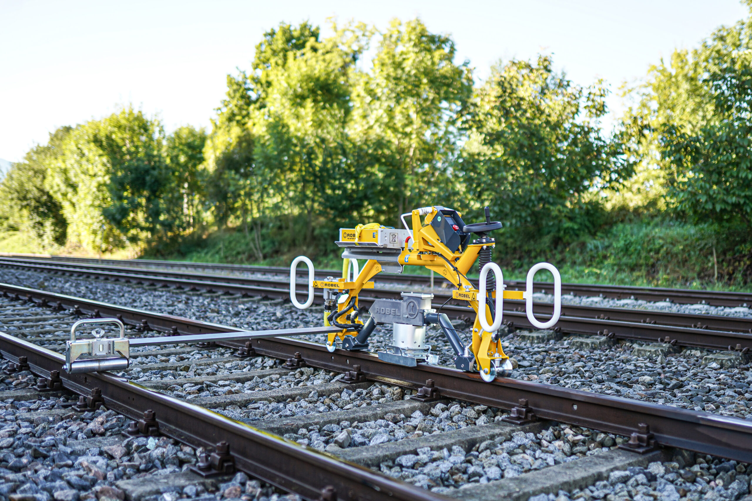 13.49 E3 - 2509-01 ROGRIND 13.49 E³ Hybrid Schienenkopf-Konturschleifmaschine – Bild 1